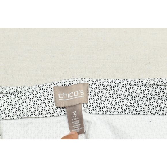 Chicos Pants Womens 3 White Blue Printed Capri Stretch Cropped Cotton Spandex - Picture 7 of 8